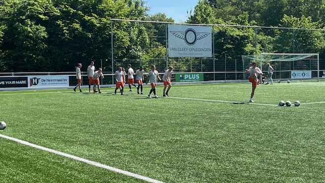 Amstelveen Heemraad 1 - FC VVC 1 :: Loon op Zand
