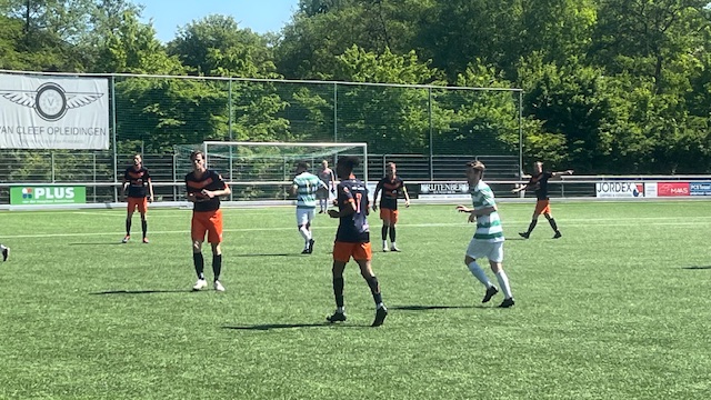 Amstelveen Heemraad 1 - FC VVC 1 :: Loon op Zand